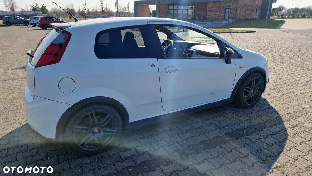 Abarth Grande Punto - 5