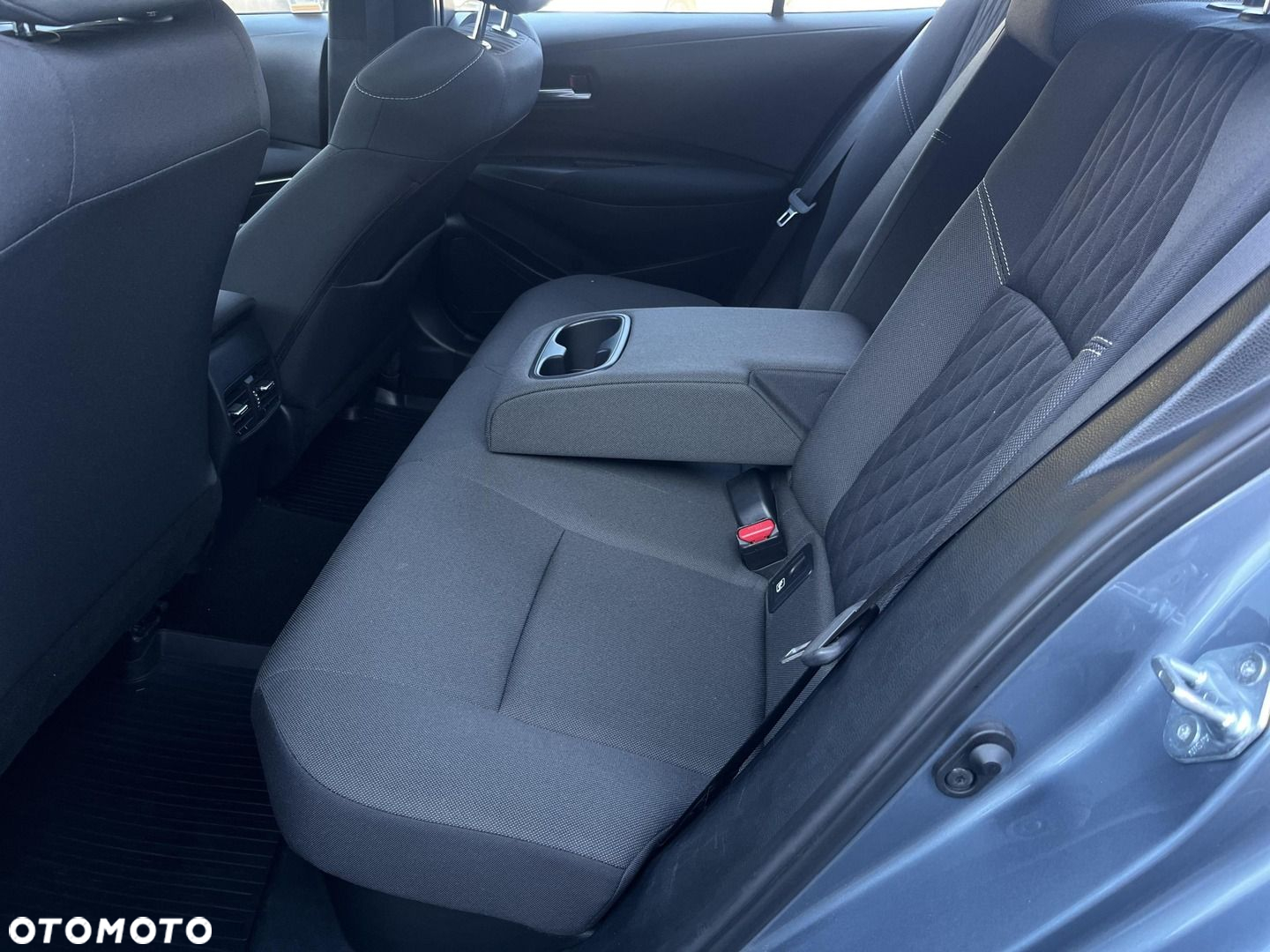 Toyota Corolla - 29