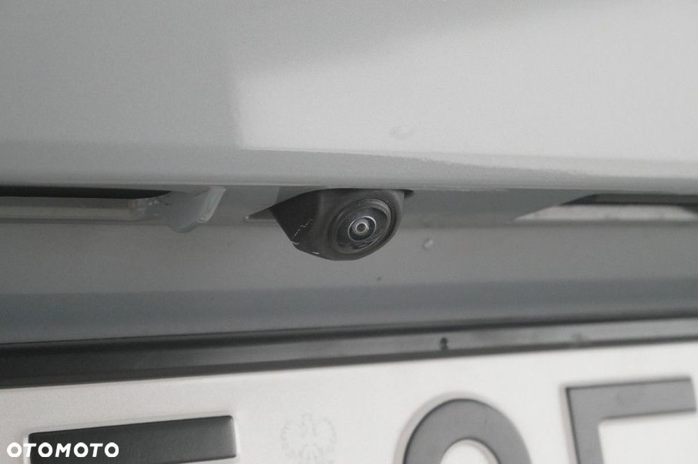 Toyota Corolla Cross 2.0 Hybrid Style - 17