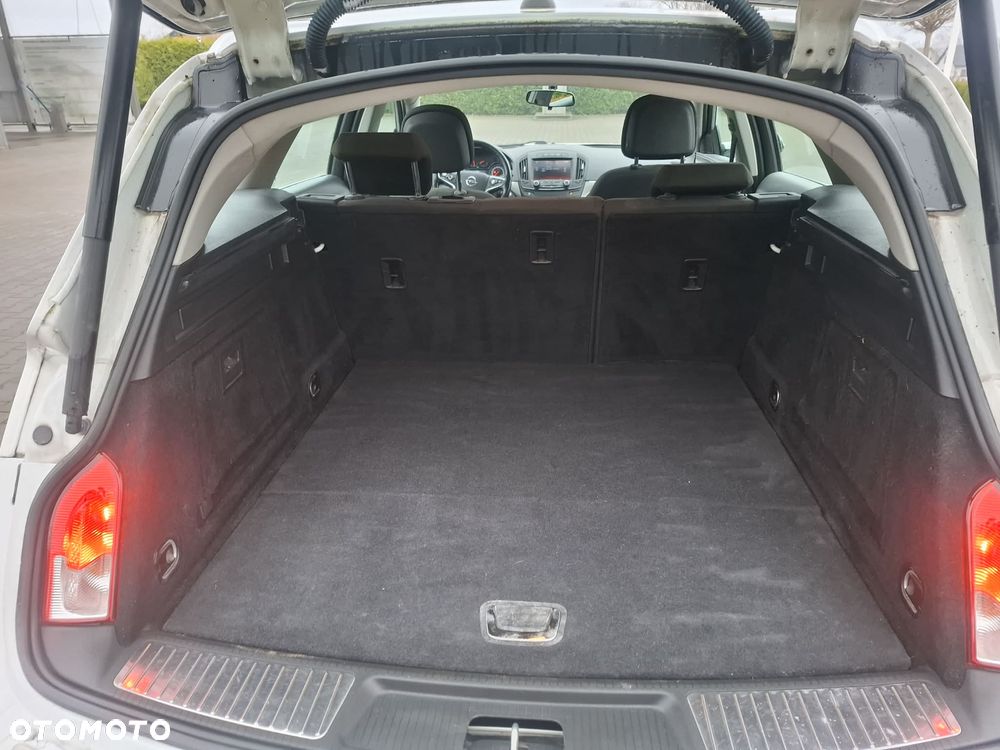 Opel Insignia - 10