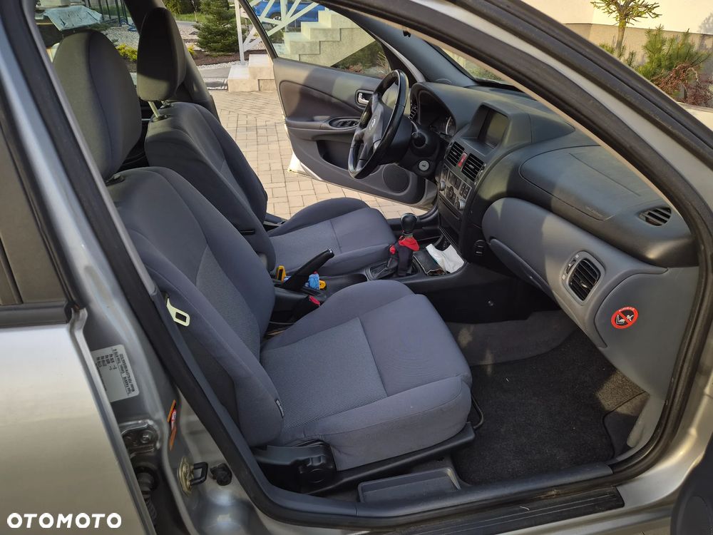 Nissan Almera 1.5 acenta PLUS - 10