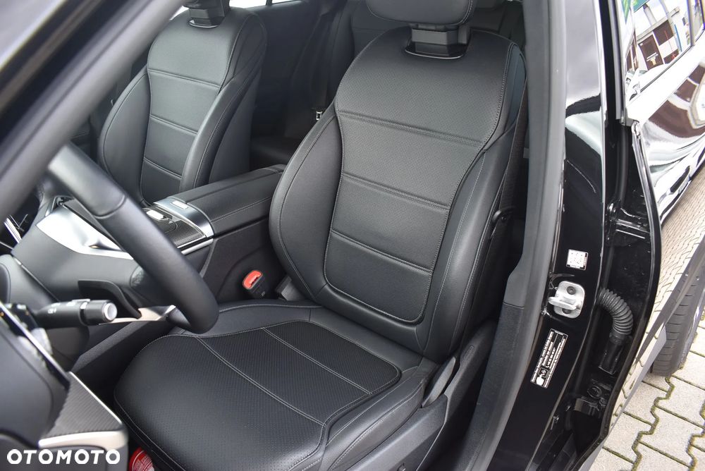 Mercedes-Benz GLC 300 de PHEV 4-Matic Avantgarde - 11