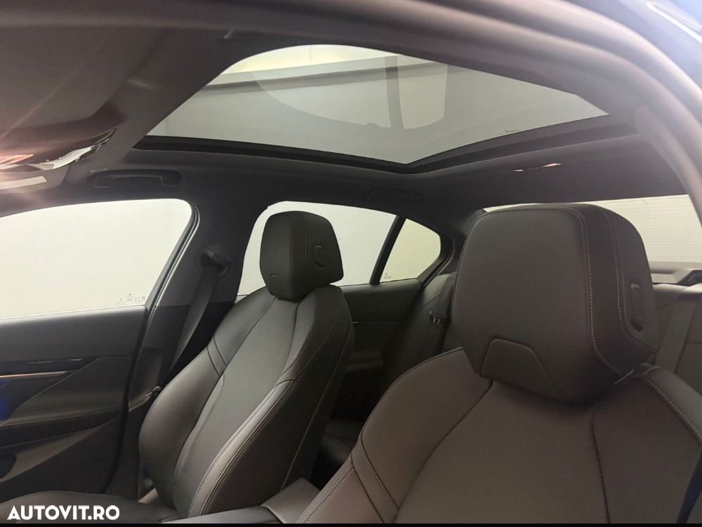 BMW Seria 5 520i AT MHEV - 8