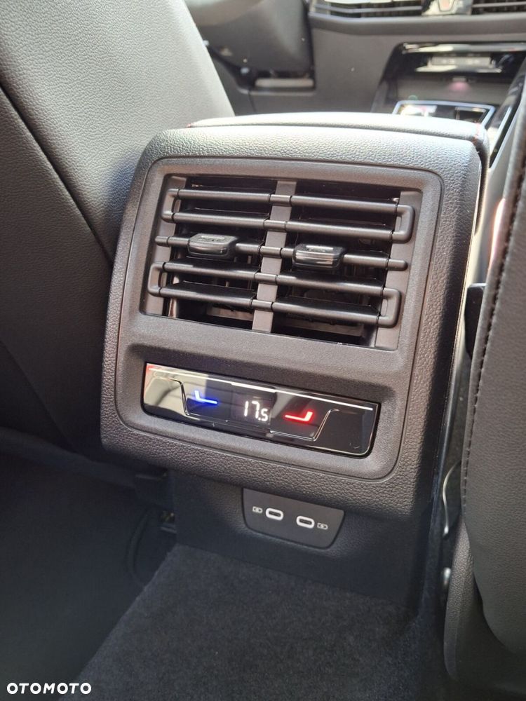 Volkswagen Golf 2.0 TSI GTI Edition 50 DSG - 36