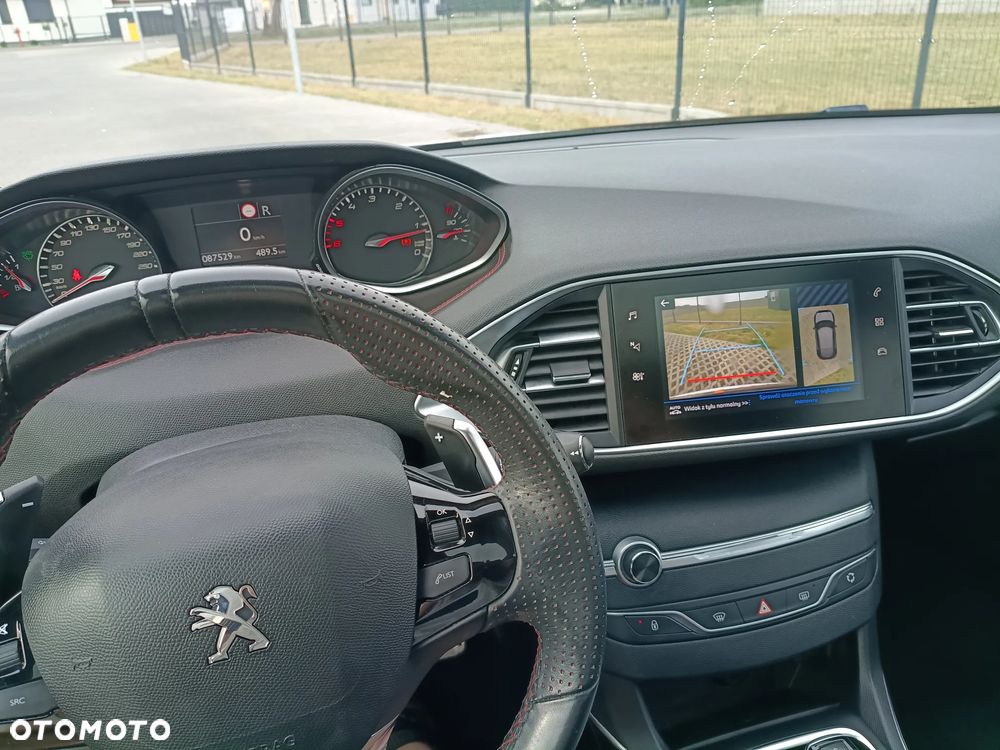 Peugeot 308 1.5 BlueHDi Active S&S EAT8 - 22
