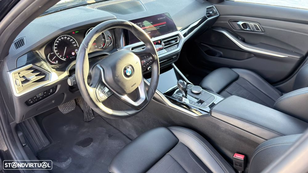 BMW 320 d Ultimate Auto - 16