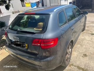 Audi A3 Sportback 2.0 TDi Attraction - 3