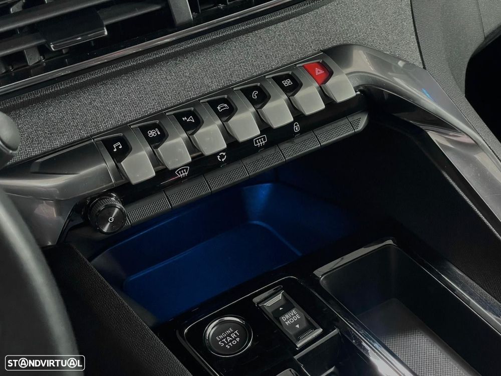 Peugeot 5008 1.2 PureTech Allure EAT8 - 20