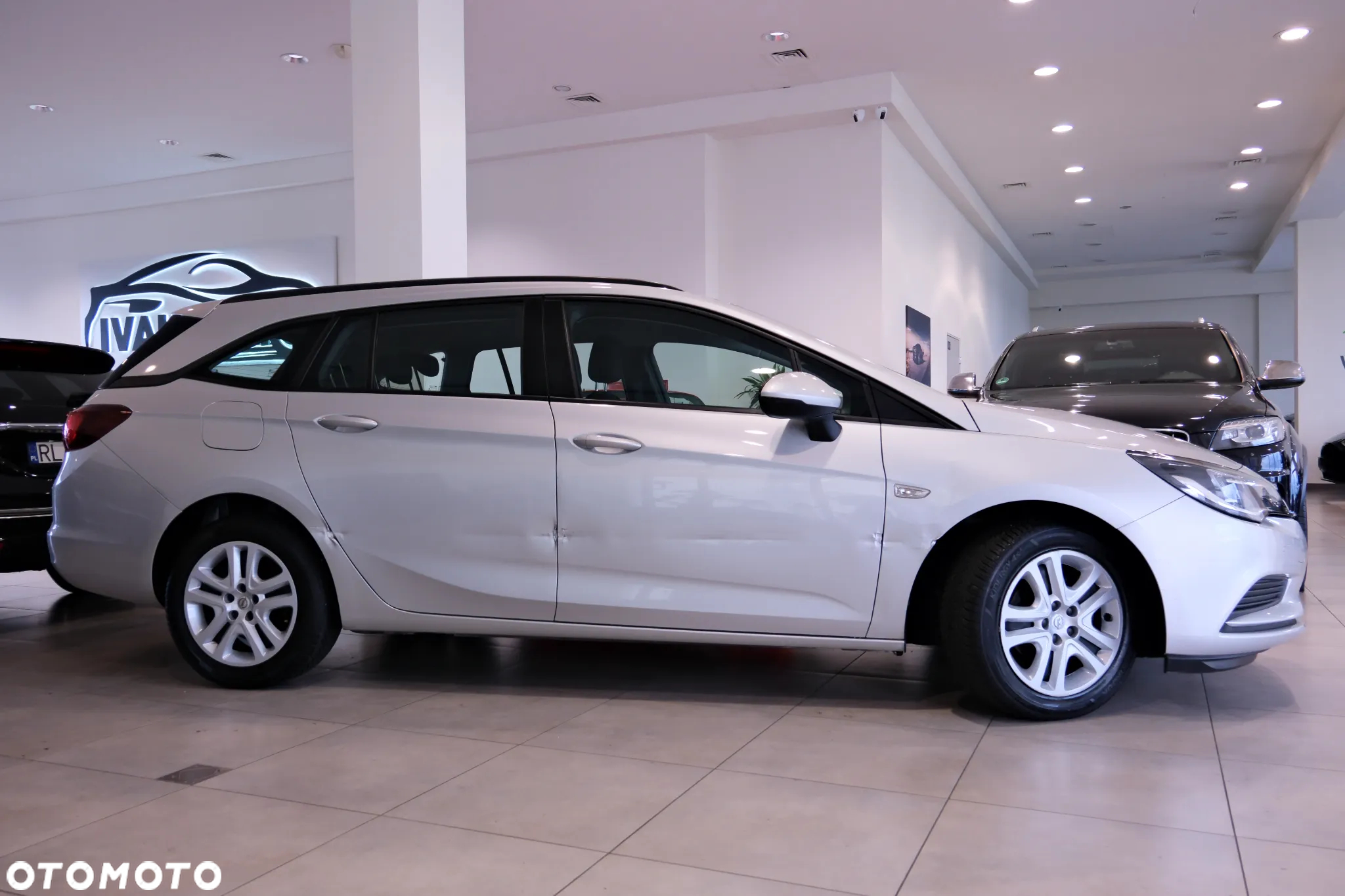 Opel Astra 1.6 CDTI Active - 4