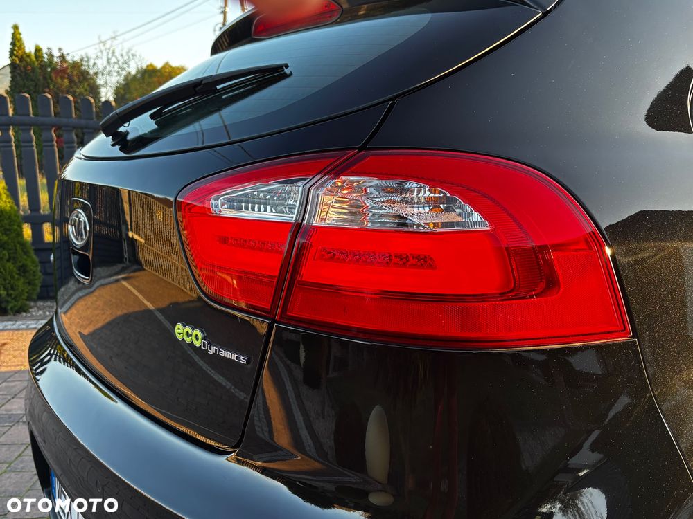 Kia Rio - 21