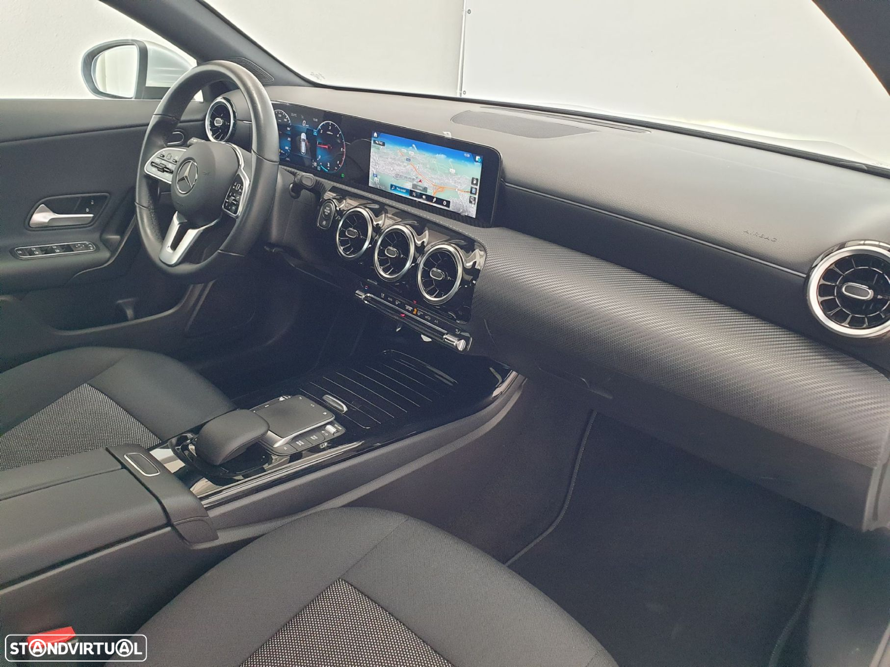 Mercedes-Benz CLA 180 d Shooting Brake Business Solutions Aut. - 39