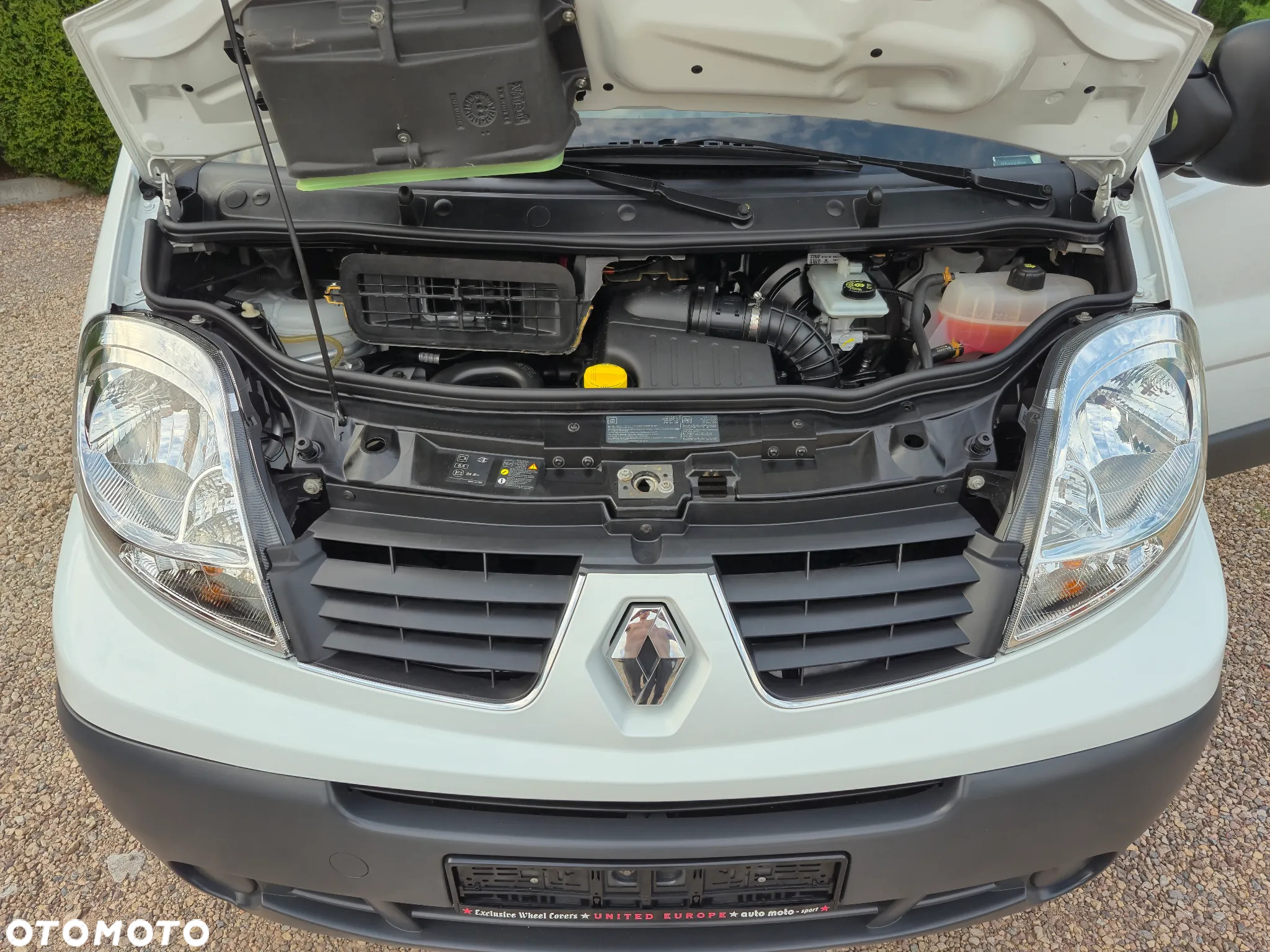 Renault Trafic - 23