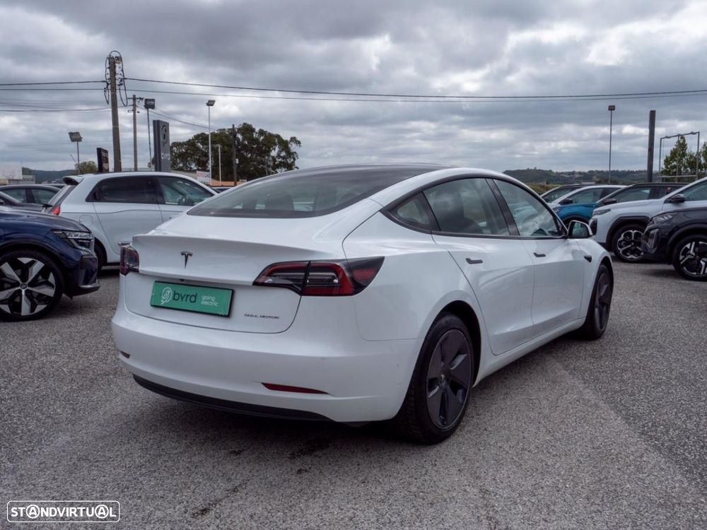 Tesla Model 3 - 17