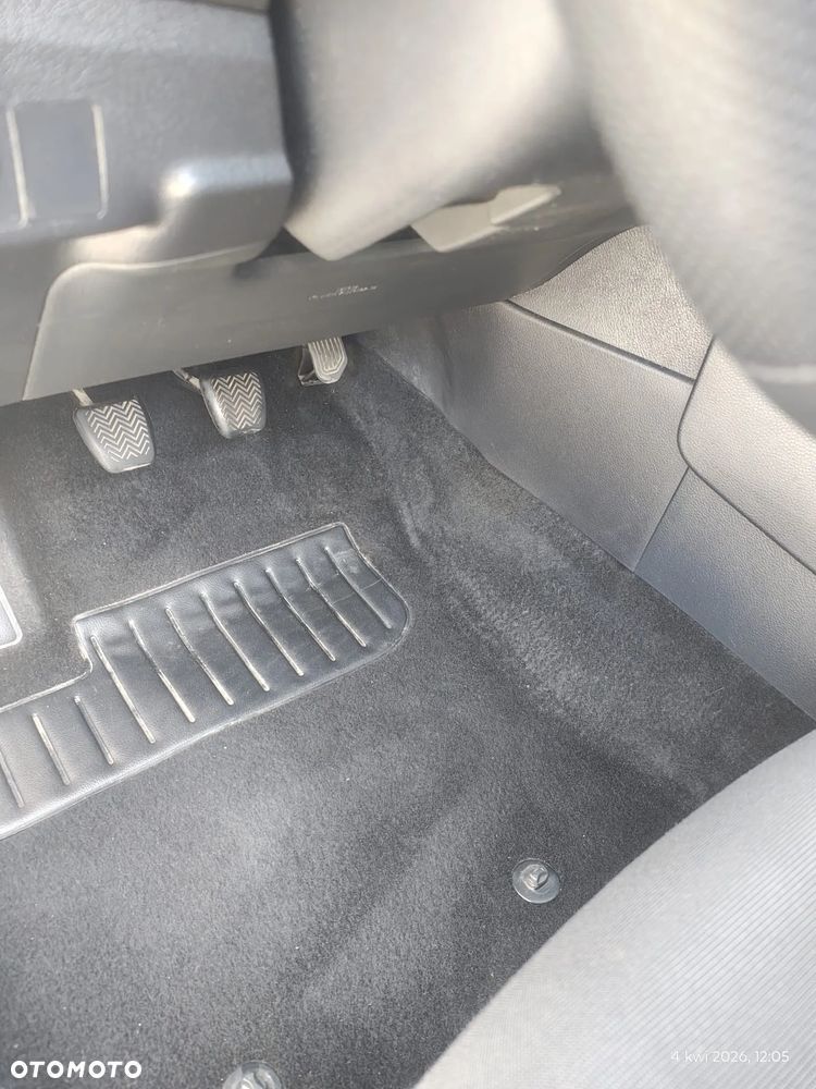 Toyota Auris 1.33 VVT-i Active - 9