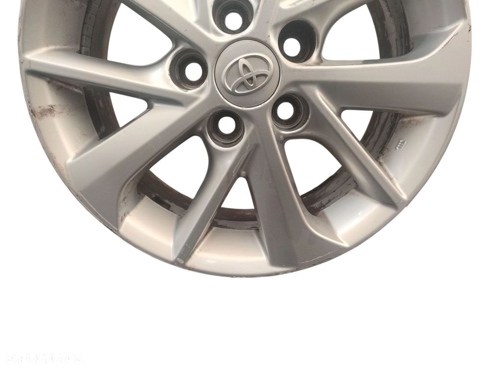 FELGA ALUMINIOWA TOYOTA AURIS II E18 (2012-2015) 1.4 D4D 90KM 42611-02E90 - 3