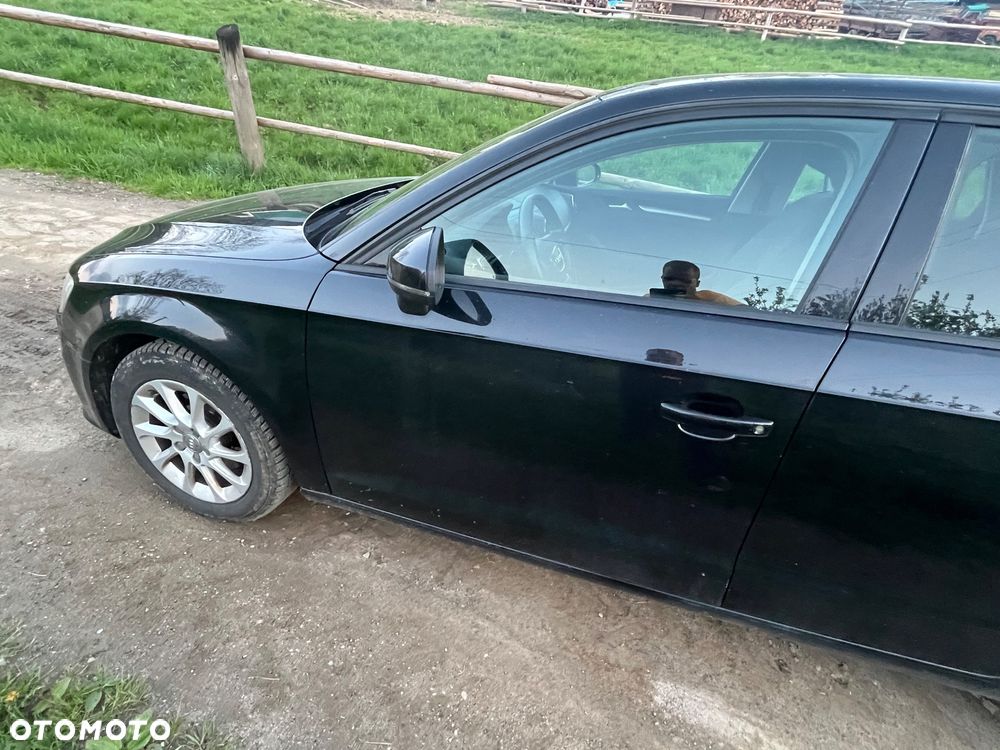 Audi A3 Sportback 1.6 TDI DPF Ambition - 5