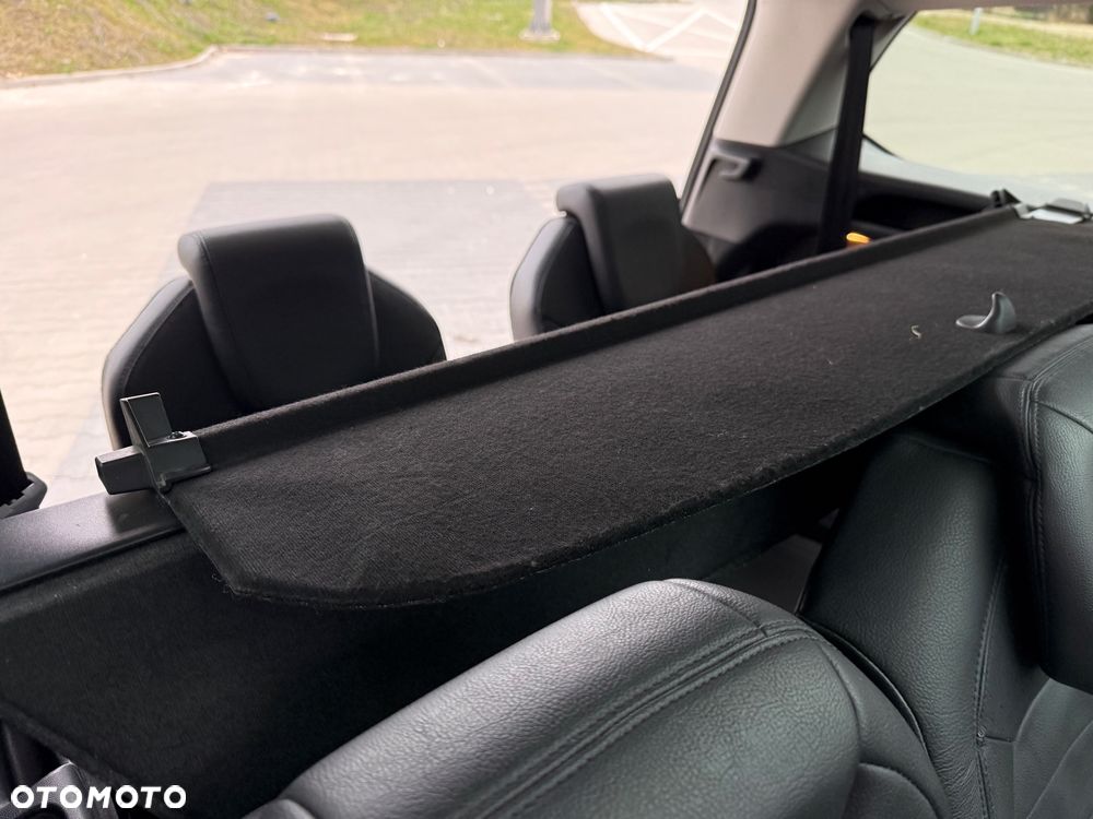 Citroën C4 Picasso BlueHDi 150 EAT6 SHINE - 23