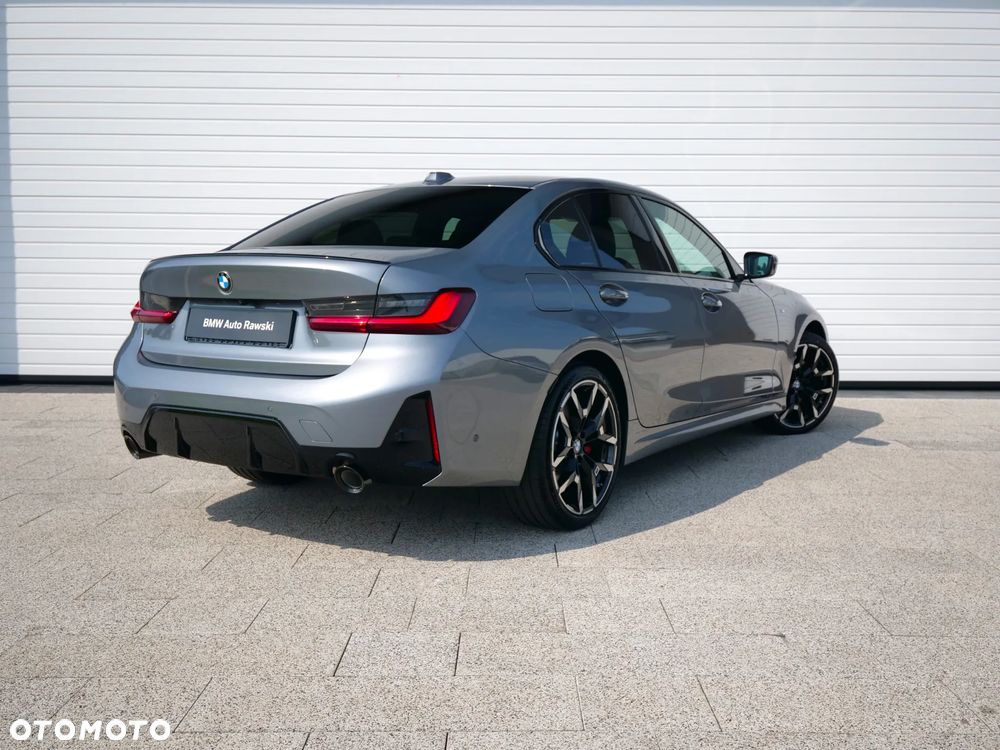 BMW Seria 3 330i xDrive M Sport sport - 9