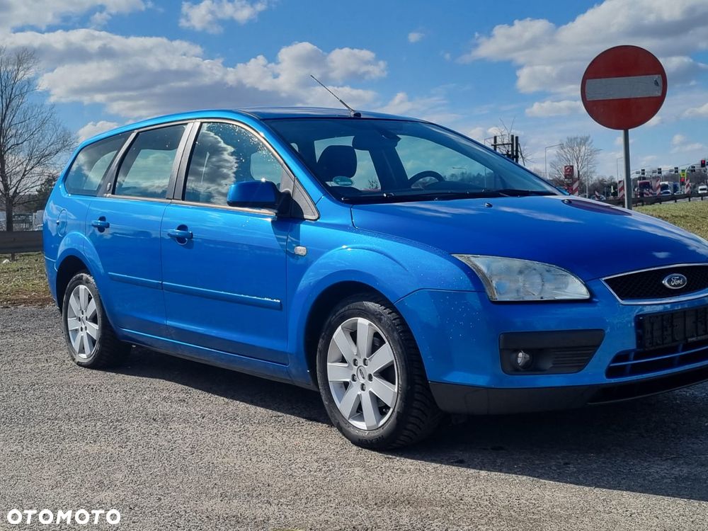 Ford Focus 1.6 Ghia - 5