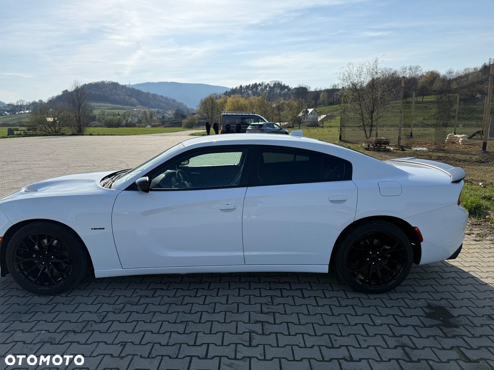 Dodge Charger 5.7 R/T - 11