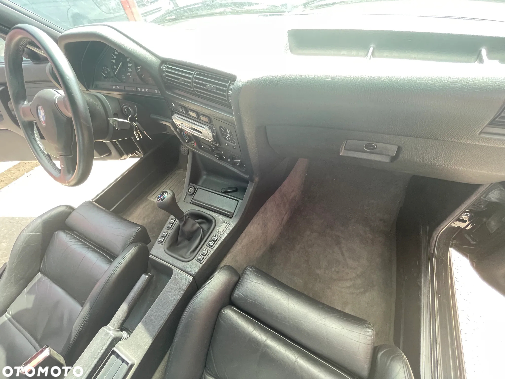BMW Seria 3 325i - 26