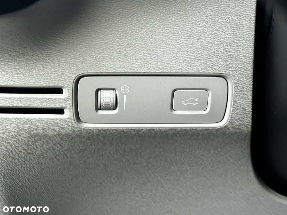 Volvo XC 40 - 20