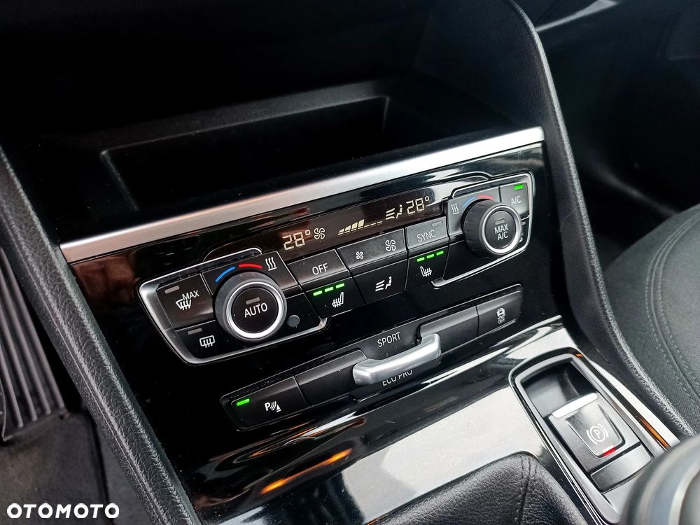 BMW Seria 2 218d GT M Sport - 9