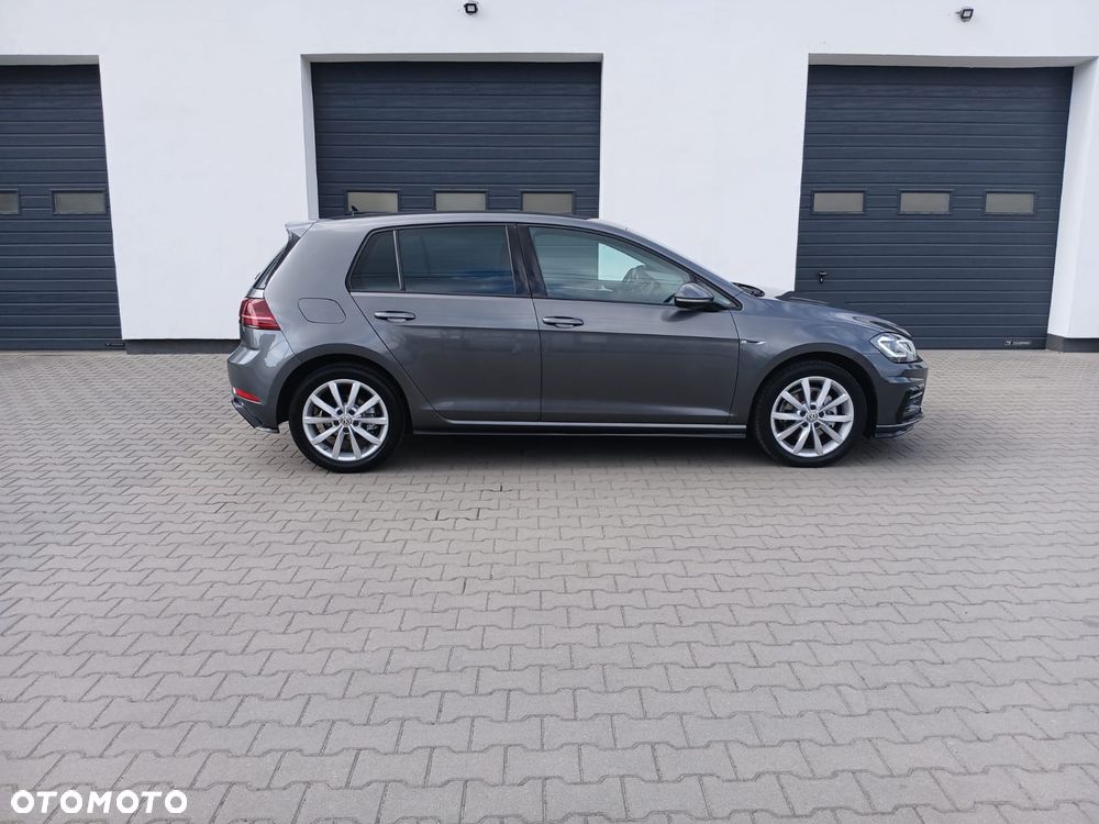 Volkswagen Golf 2.0 BlueTDI Highline - 33