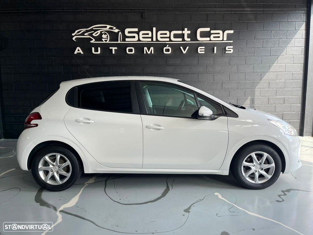Peugeot 208 1.6 BlueHDi - 5