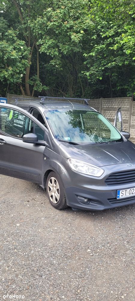 Ford Transit Courier - 3