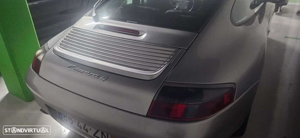 Porsche 911 Série F - 3