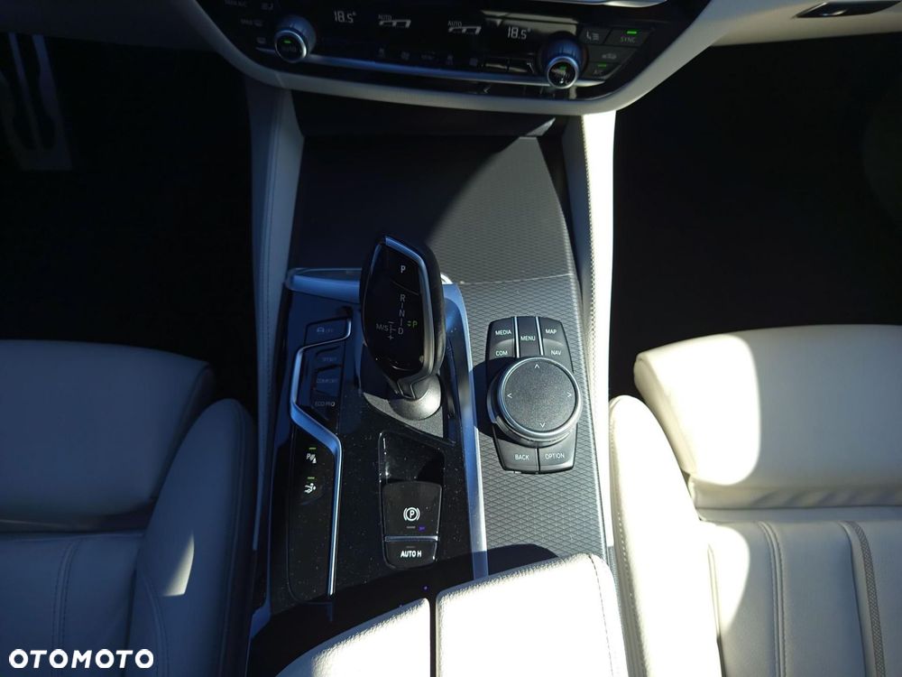BMW 6GT 640i xDrive mHEV M Sport sport - 17