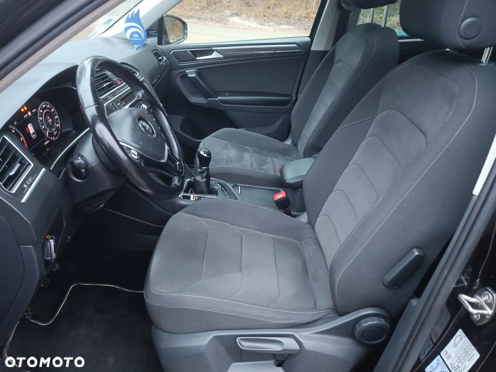 Volkswagen Tiguan 2.0 TDI SCR R-Line - 10