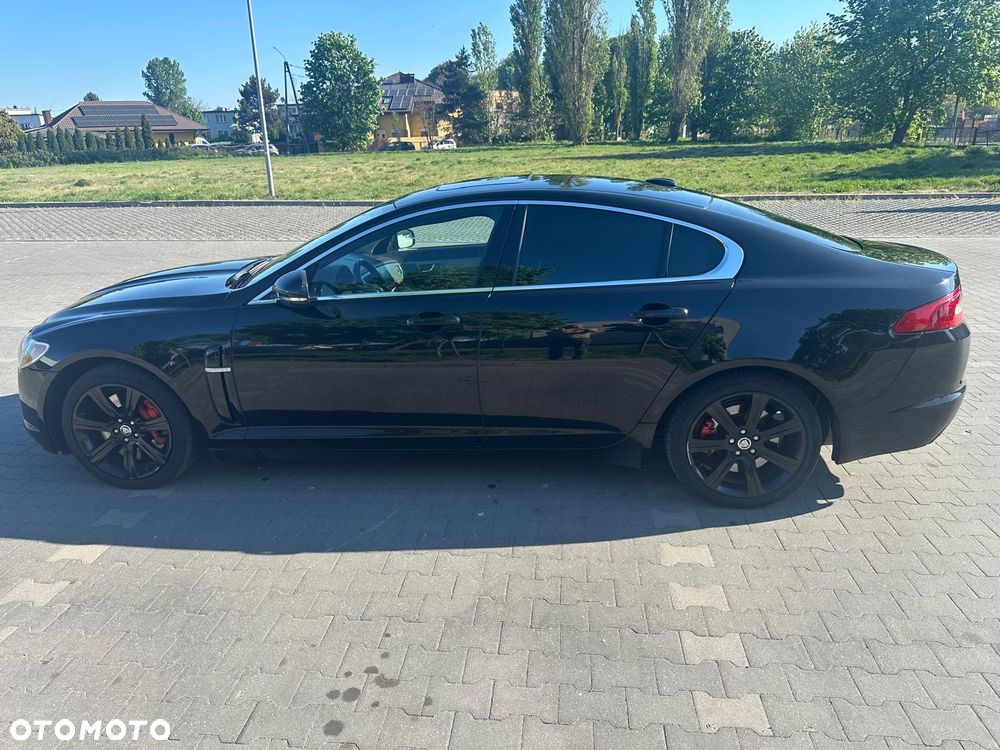 Jaguar XF - 4