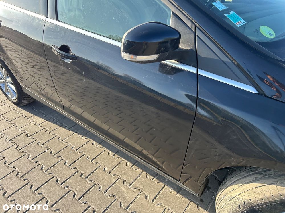 Ford Focus - 32