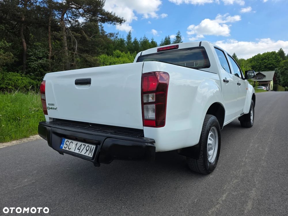 Isuzu D-Max 2.5 EC LS - 31