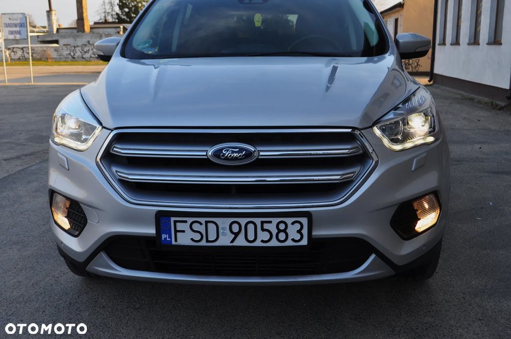 Ford Kuga 2.0 TDCi 4x4 Titanium - 37