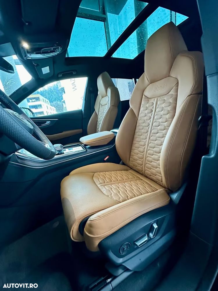 Audi RS Q8 TFSI quattro tiptronic Performance - 12