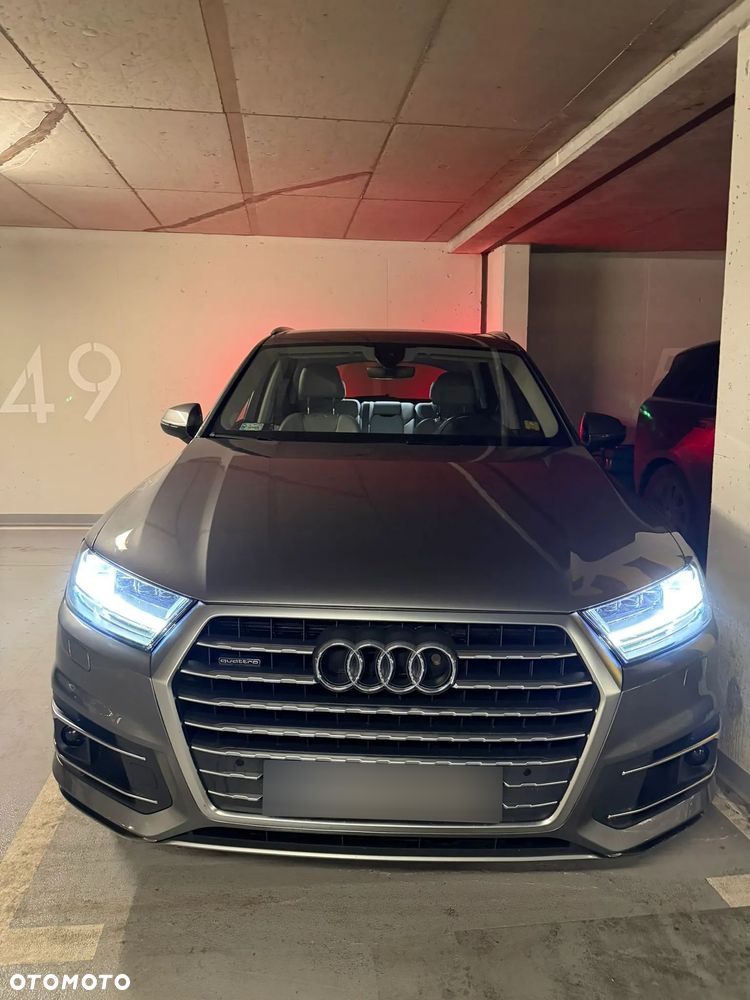 Audi Q7 - 36