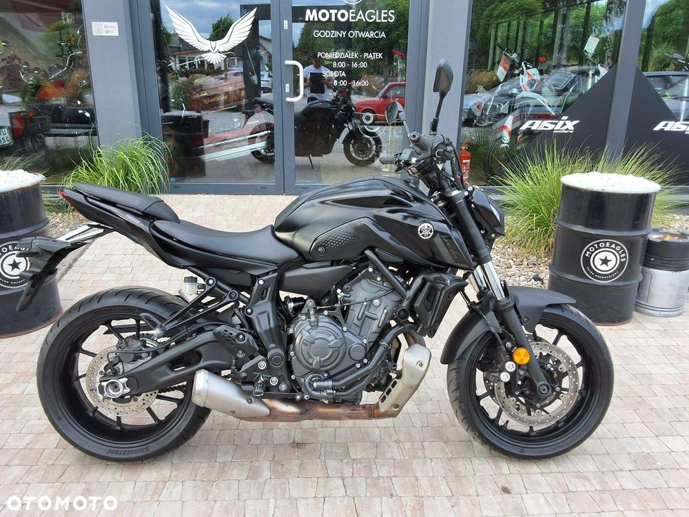 Yamaha MT - 12