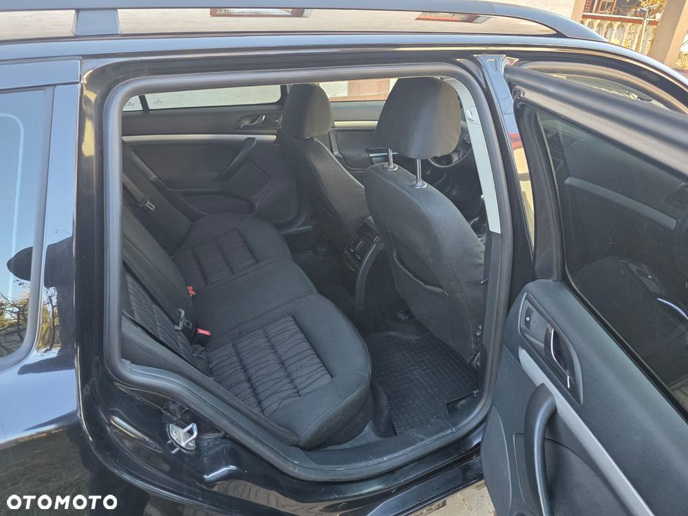 Skoda Octavia 2.0 TDI DPF Ambiente - 22