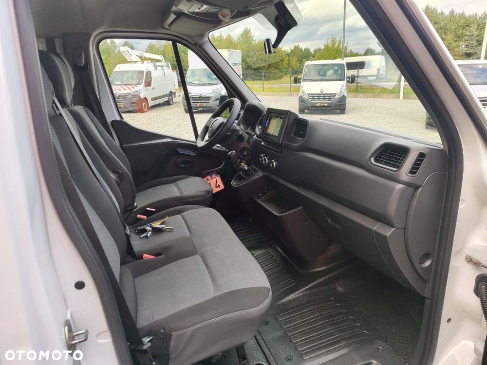 Renault Master - 13