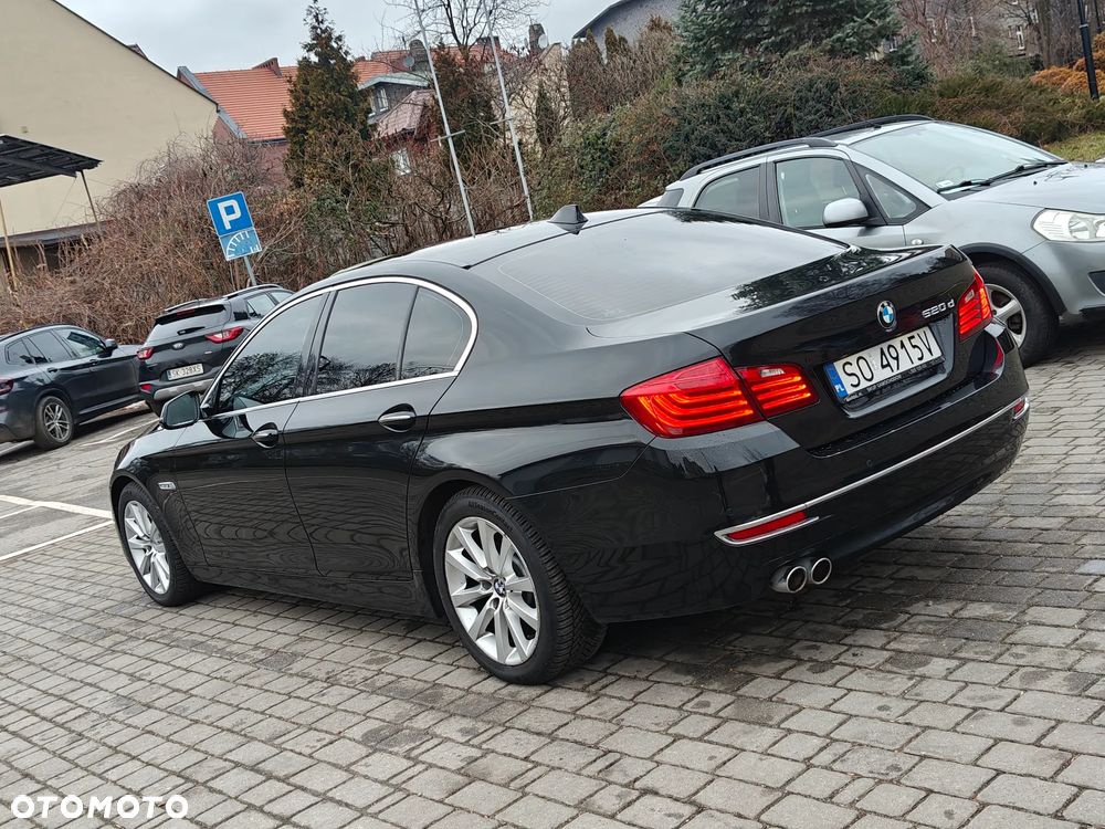 BMW Seria 5 520d Efficient Dynamics Edition - 39