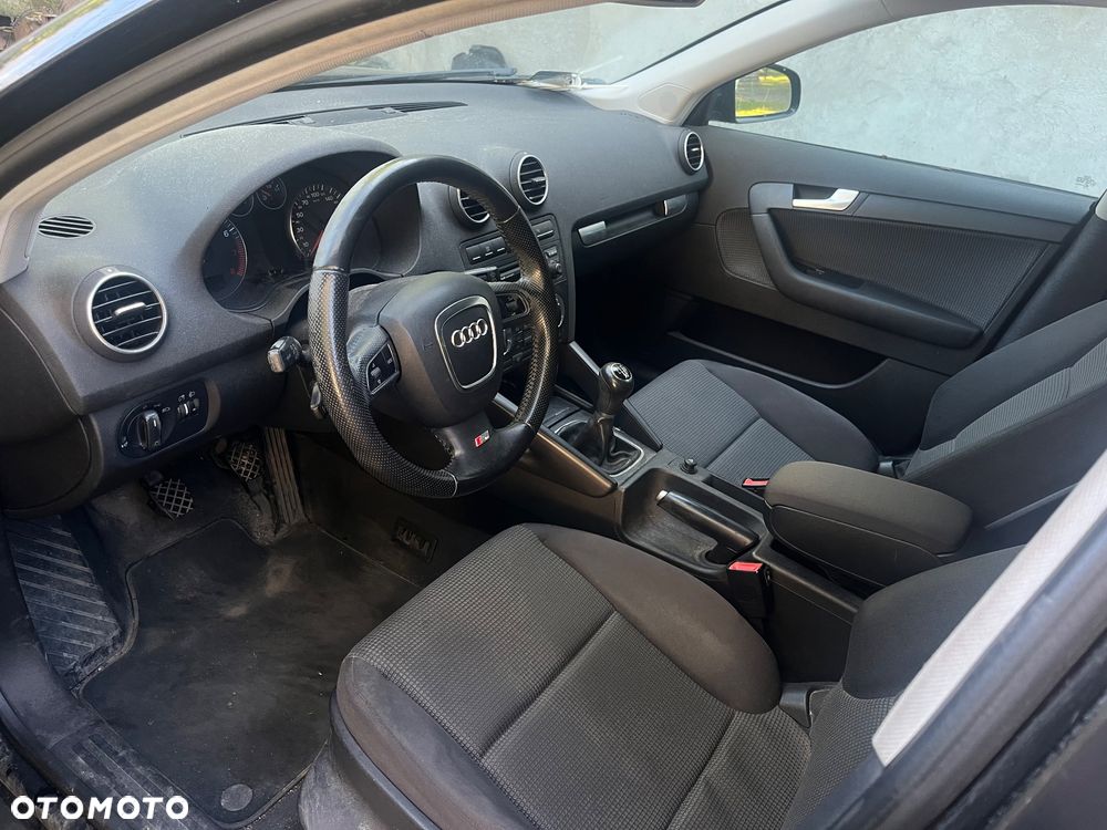 Audi A3 Sportback 1.6 Ambiente - 7
