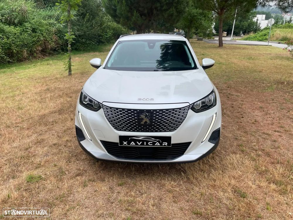 Peugeot e-2008 Allure - 2