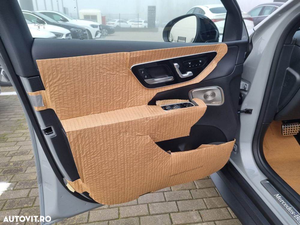 Mercedes-Benz GLC Coupe 220 d 4Matic 9G-TRONIC AMG Line Advanced - 12