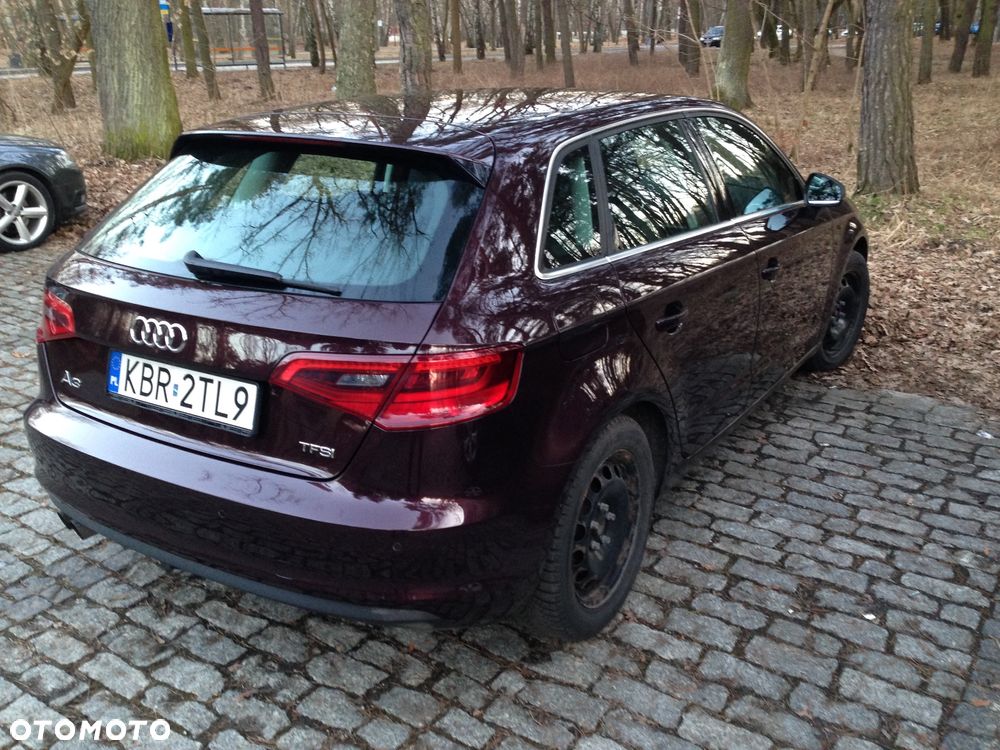 Audi A3 Sportback 1.4 TFSI Attraction - 2