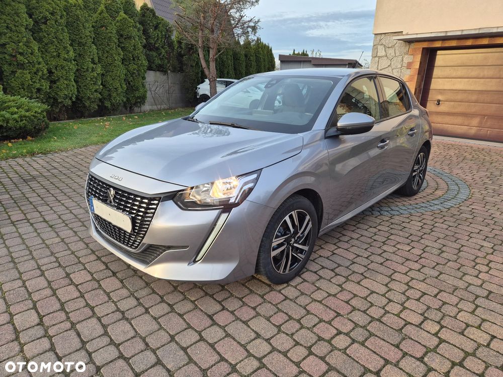 Peugeot 208 PureTech 100 Allure - 1