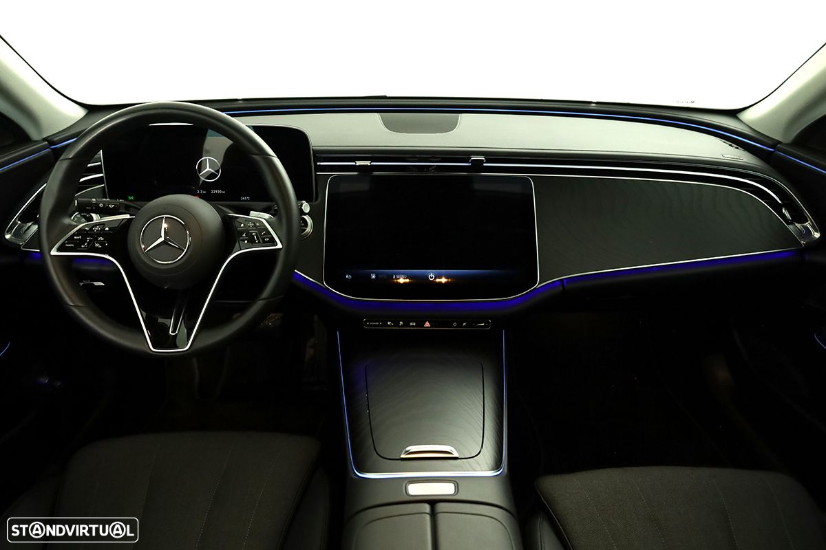 Mercedes-Benz E 300 Standard - 8
