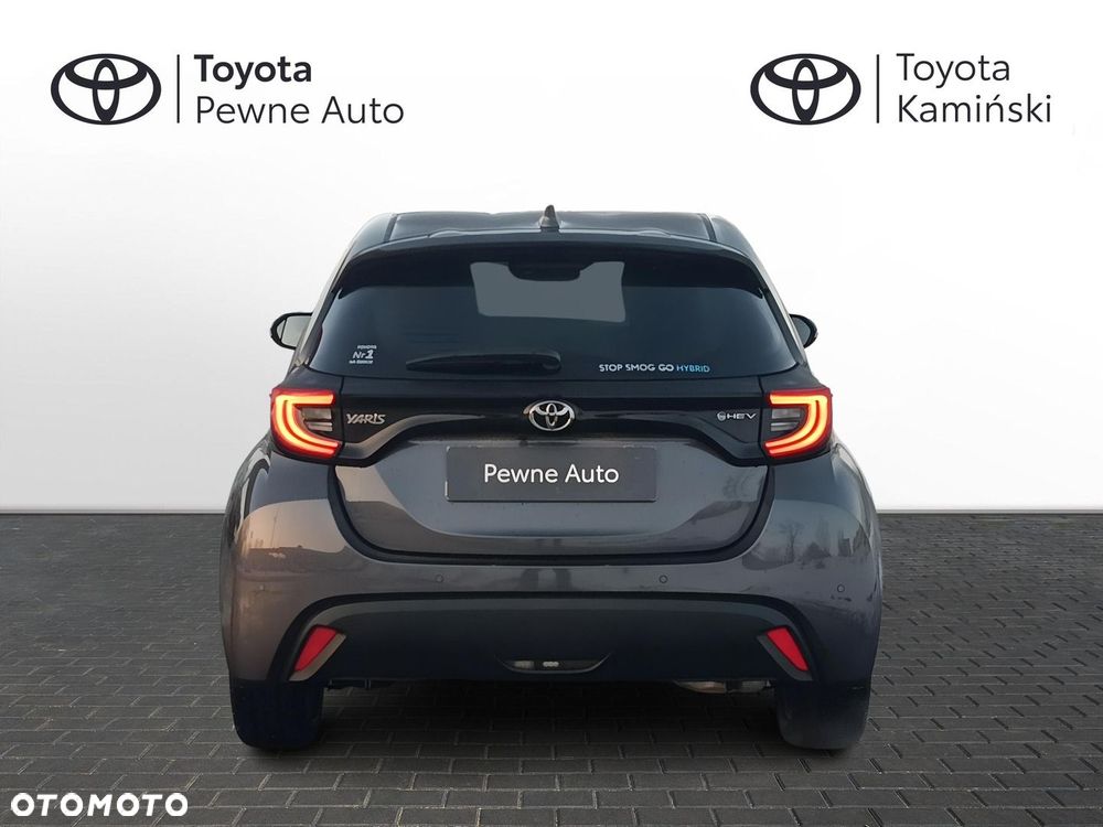 Toyota Yaris Hybrid 1.5 Style - 4